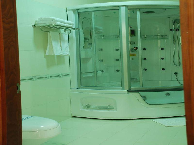 Ha Long Hotel Châu Đốc Zewnętrze zdjęcie